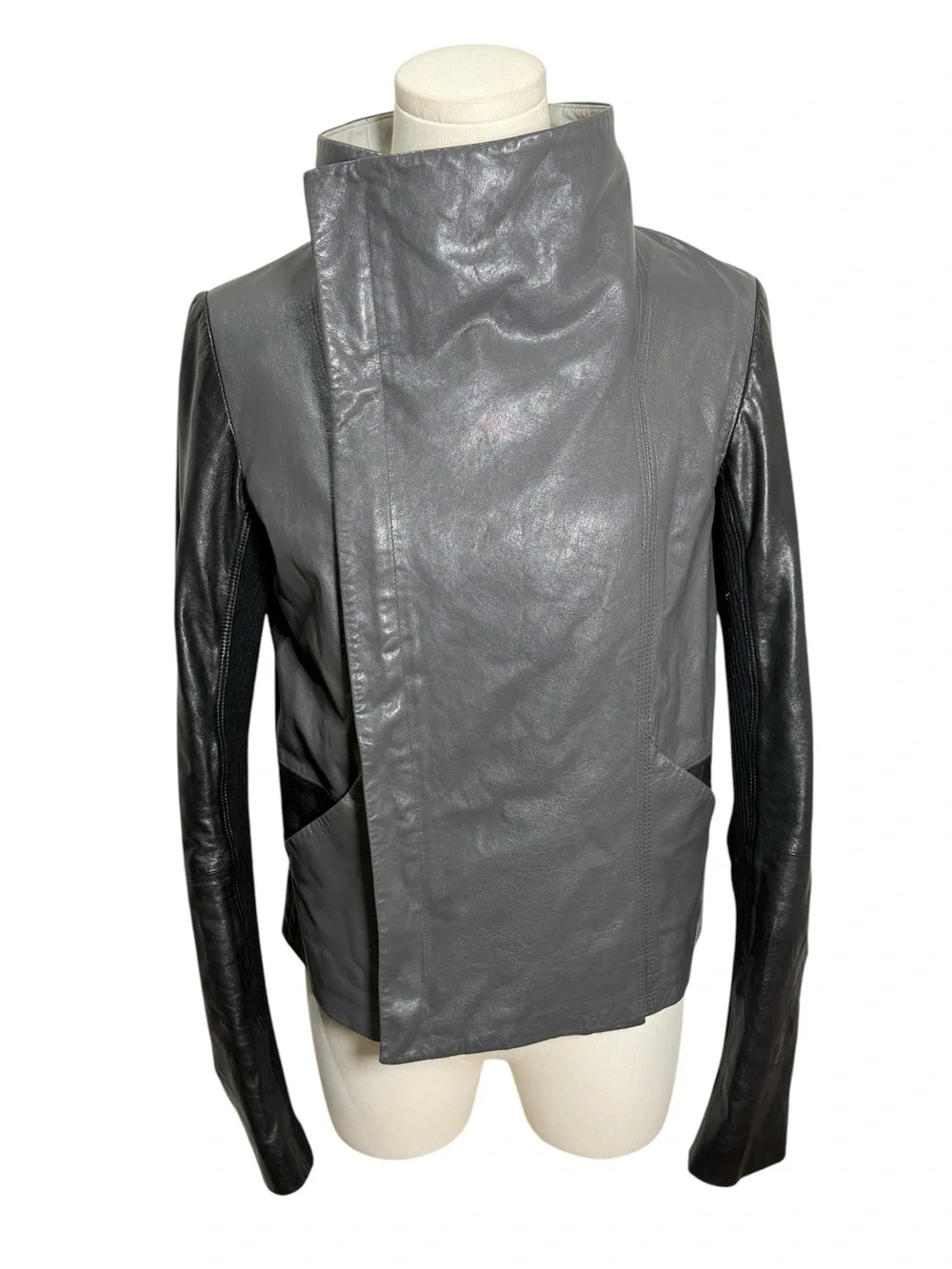 Vince Lambskin Leather Colorblock Moto Jacket Gray Black Size Small